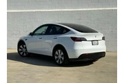 $25989 : Tesla Model Y 2023 AWD Long thumbnail