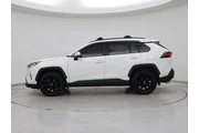 $27998 : Toyota RAV4 2020 AWD XLE Pre thumbnail