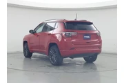$23998 : Jeep Compass 2022 4x4 (Red) thumbnail