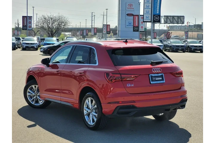 $28360 : Audi Q3 2025 AWD quattro S l image 7