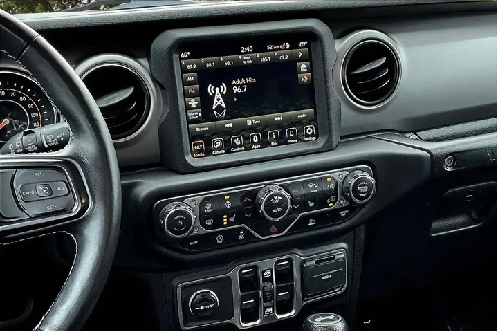 $29000 : Jeep Wrangler Unlimited 2021 image 9