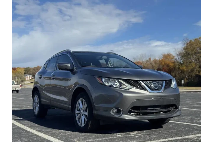 $11999 : 2018 Rogue Sport SV image 1