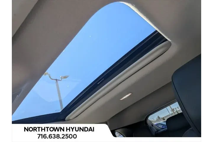 $25519 : Mazda CX-30 2023 AWD 2.5 S P image 10