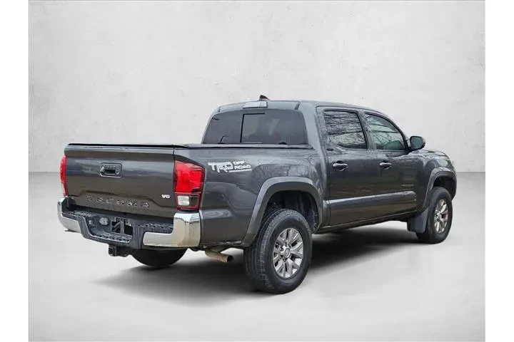 $27495 : Toyota Tacoma 2018 4x2 SR5 V image 5