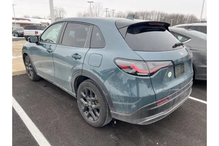 $26388 : Honda HR-V 2024 AWD Sport 4d image 6