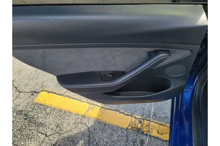 $19990 : Tesla Model 3 2023 4dr Sedan image 9