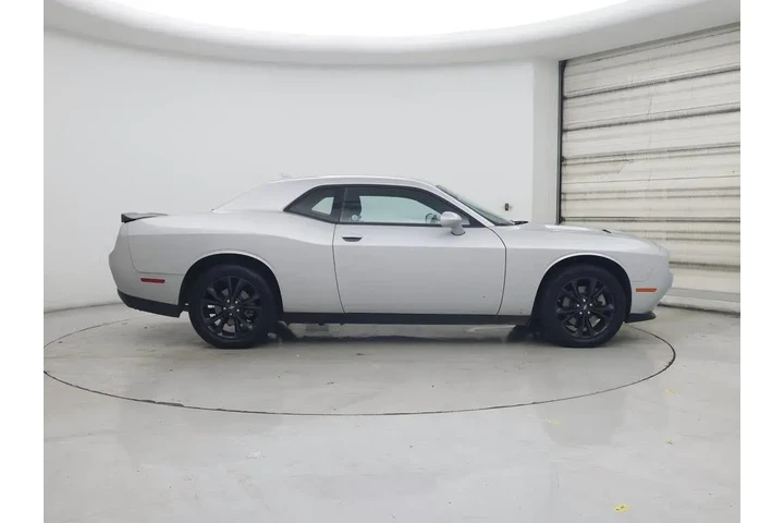 $23998 : Dodge Challenger 2022 AWD SX image 7