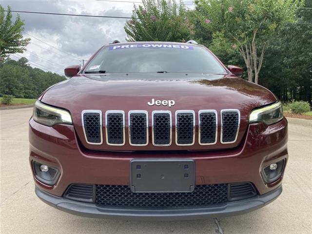 $16597 : 2019 Cherokee Latitude FWD image 2