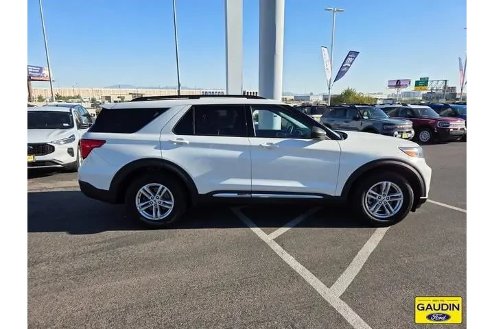 $27777 : Ford Explorer 2022 XLT 4dr S image 10