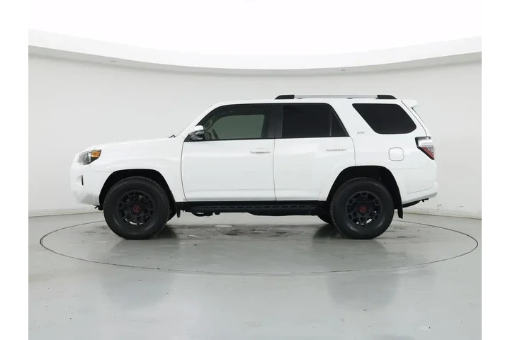 $39998 : Toyota 4Runner 2022 4x4 SR5 image 3