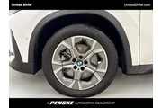 $30495 : BMW X1 2023 AWD xDrive28i 4d thumbnail