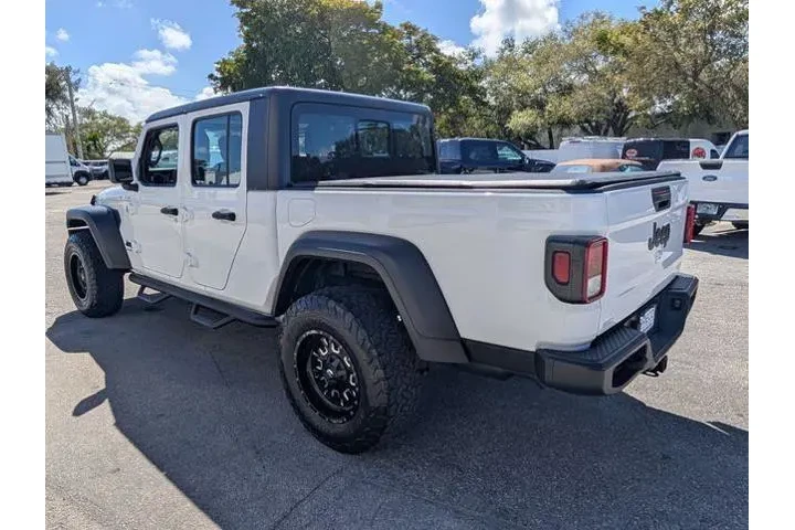 $27997 : Jeep Gladiator 2021 4x4 Spor image 5