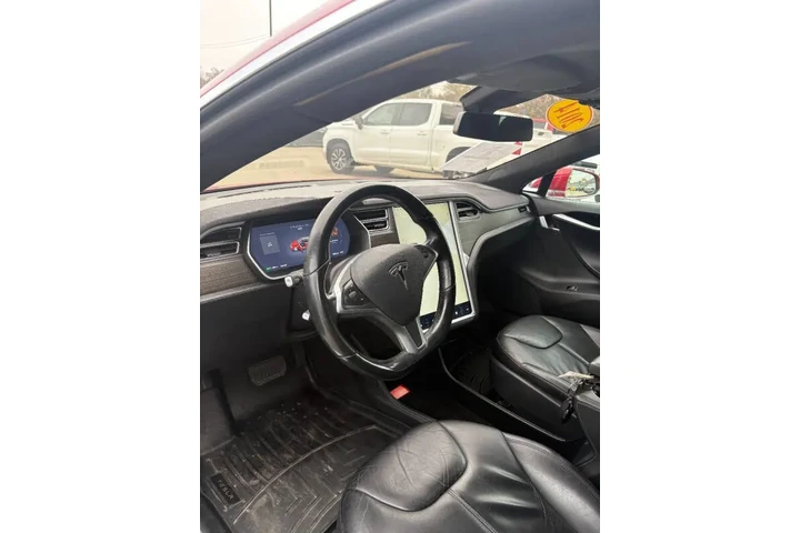 $14950 : 2014 Model S 85 image 8