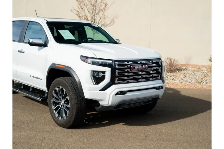 $42554 : 2023 Canyon 4WD Denali image 2