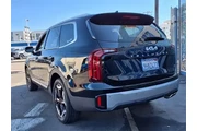$32997 : Kia Telluride 2023 AWD S 4dr thumbnail