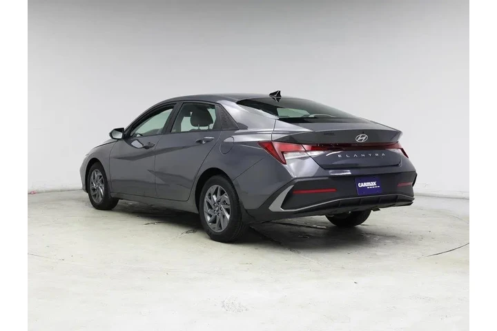 $22998 : Hyundai ELANTRA 2024 SEL 4dr image 2