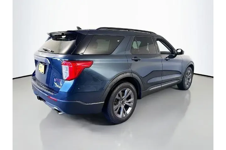 $29250 : Ford Explorer 2023 AWD XLT 4 image 7
