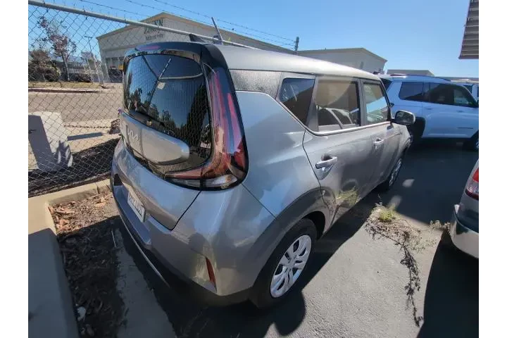 $20995 : Kia Soul 2025 S 4dr Crossove image 3