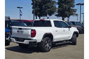 $39650 : GMC Canyon 2023 4x4 AT4 4dr thumbnail