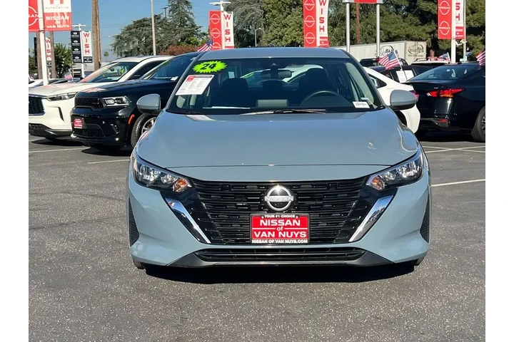 $19798 : Nissan Sentra 2024 SV 4dr Se image 8