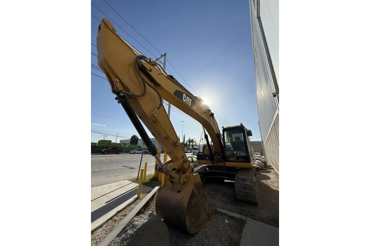 Renta de maquinaria RENTCAY image 5