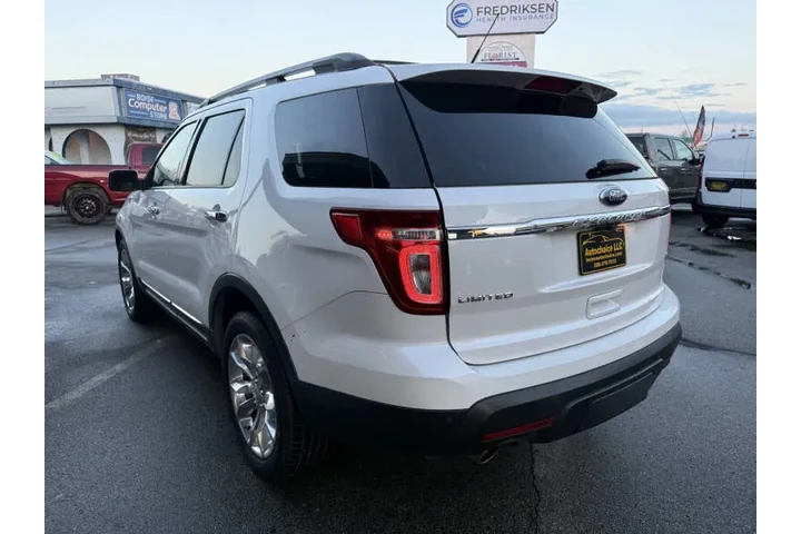 $11750 : 2015 Explorer Limited image 5