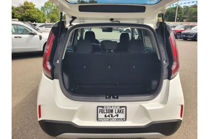 $19568 : Kia Soul 2025 S 4dr Crossove image 8