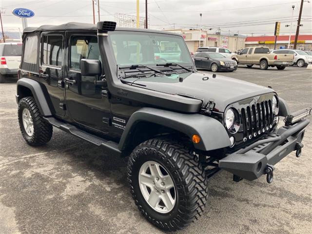 $17999 : 2016 Wrangler Unlimited image 7