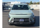 $23990 : Hyundai KONA 2025 SE 4dr Cro thumbnail