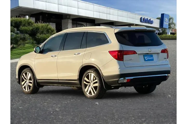 $16899 : Honda Pilot 2018 Touring 4dr image 7