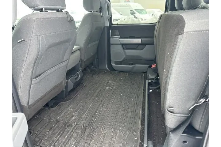 $29240 : Ford F-150 2021 4x4 Lariat 4 image 9