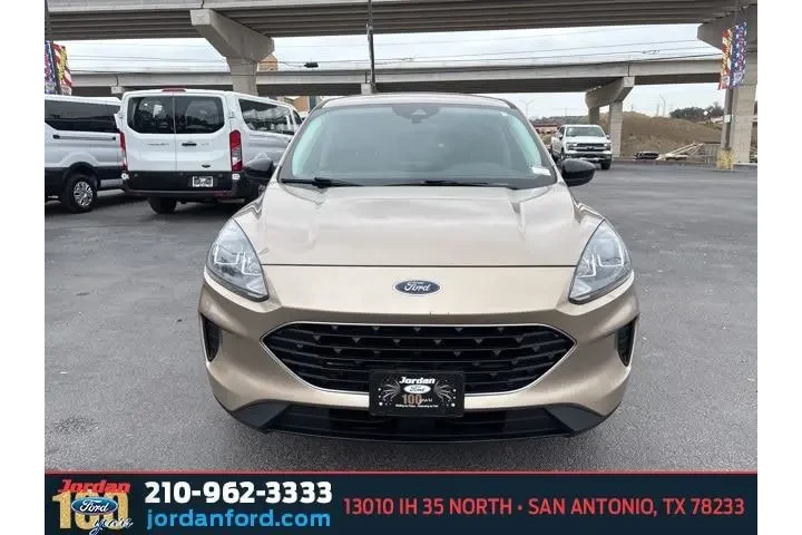 $16975 : Ford Escape 2021 AWD SE 4dr image 2