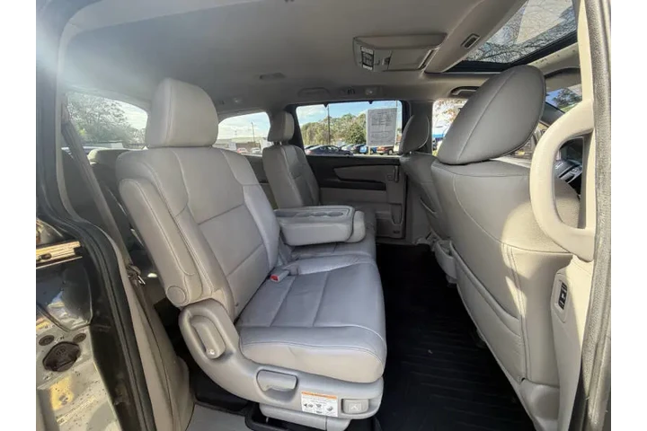 2013 Odyssey EX-L image 10