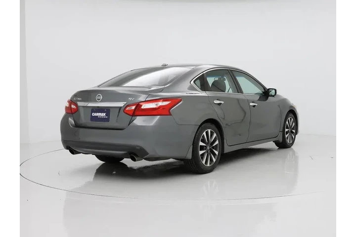 $11998 : Nissan Altima 2017 2.5 SV 4d image 8
