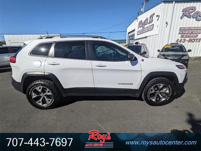 $14995 : 2017 Cherokee Trailhawk 4WD S image 2