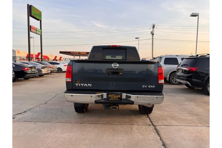 $14999 : 2014 Titan S Crew Cab 4WD image 9