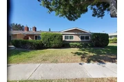 Downey 3 & 2 Available en Los Angeles