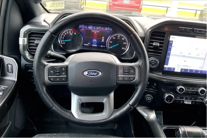 $30221 : Ford F-150 2021 4x2 XL 4dr S image 6