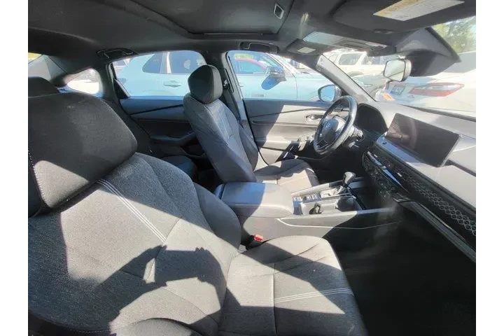 $28450 : Honda Accord Hybrid 2024 Spo image 8