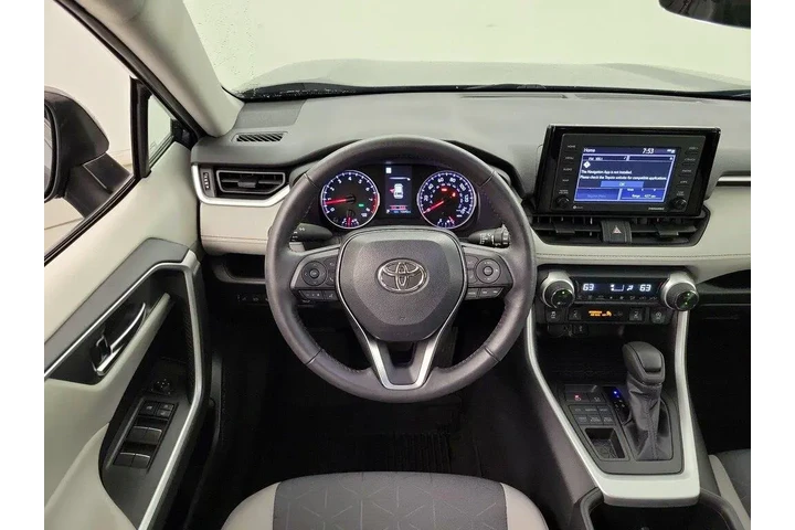 $33998 : Toyota RAV4 2022 AWD XLE 4dr image 10