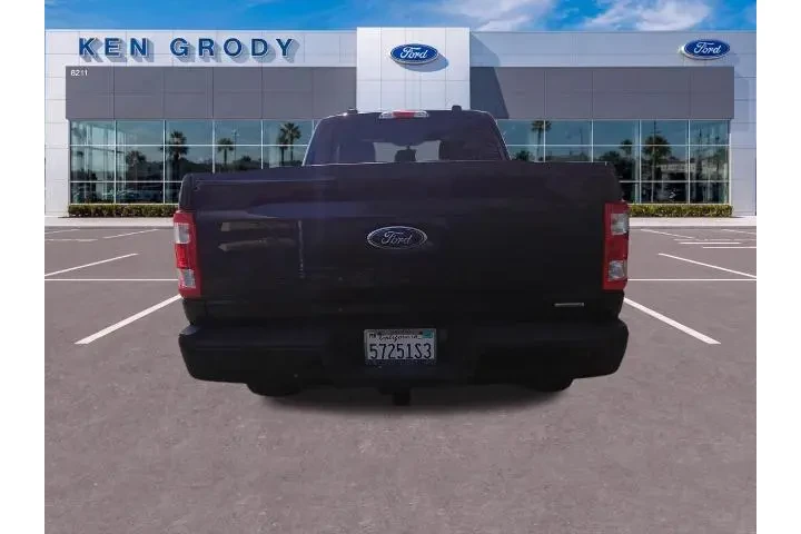 $37585 : Ford F-150 2023 4x4 XLT 4dr image 4