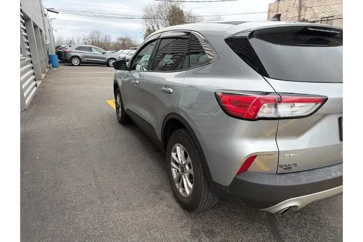 $21993 : Ford Escape 2022 AWD SE 4dr image 6