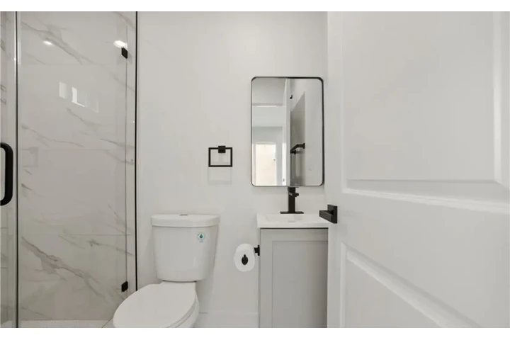 $1500 : 1 bedroom Apartment in Carson image 7