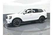 $31991 : Kia Telluride 2023 SX 4dr SU thumbnail