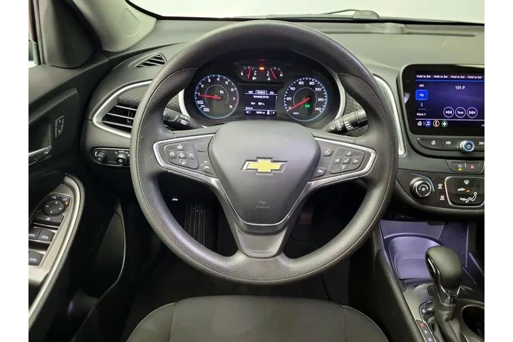 $19998 : Chevrolet Malibu 2023 LS 4dr image 10
