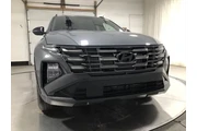$30300 : Hyundai TUCSON 2025 AWD XRT thumbnail