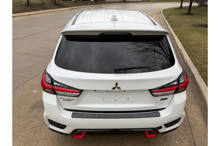 $15995 : 2020 Outlander Sport ES image 6
