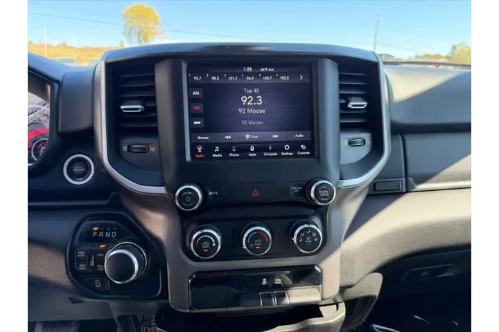 $28990 : Ram 1500 2020 4x4 Big Horn 4 image 8