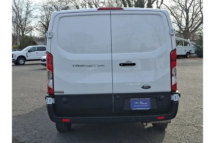$33500 : Ford Transit 2024 250 3dr SW image 6