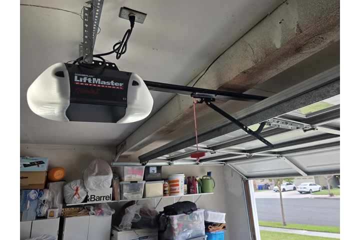 Garage door opener replacement image 6